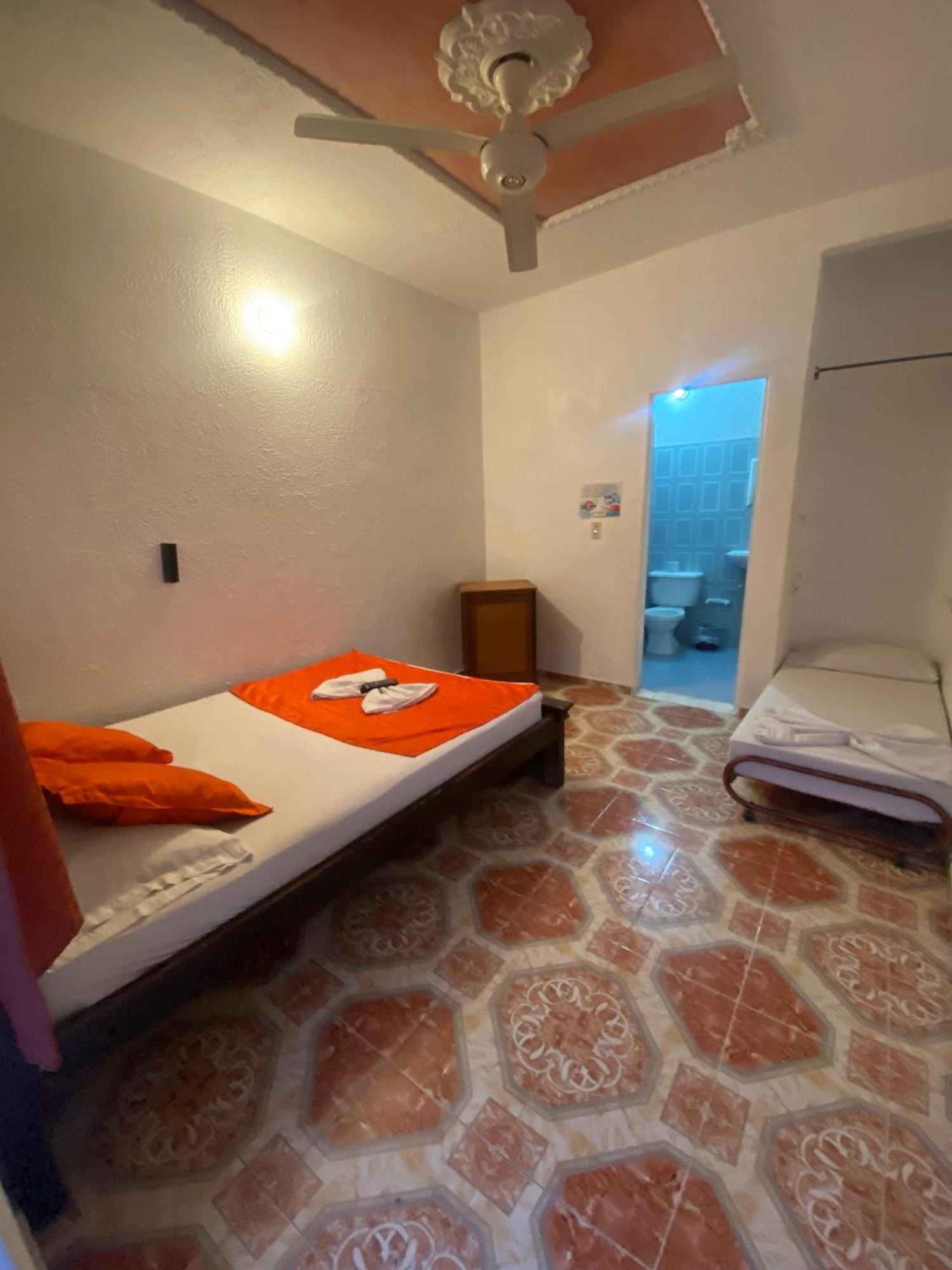 Hotel San Jorge เมลการ์ ภายนอก รูปภาพ