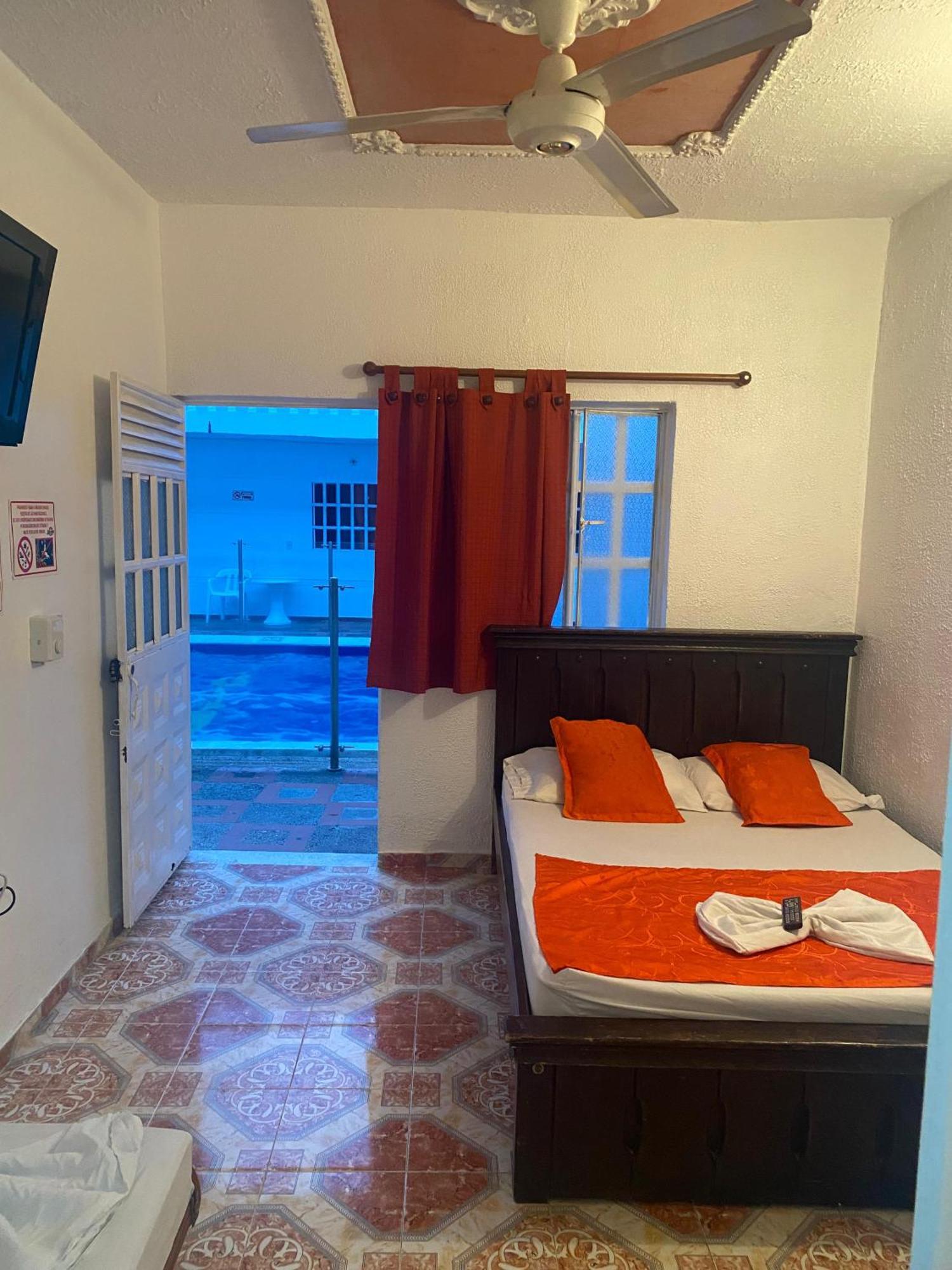 Hotel San Jorge เมลการ์ ภายนอก รูปภาพ