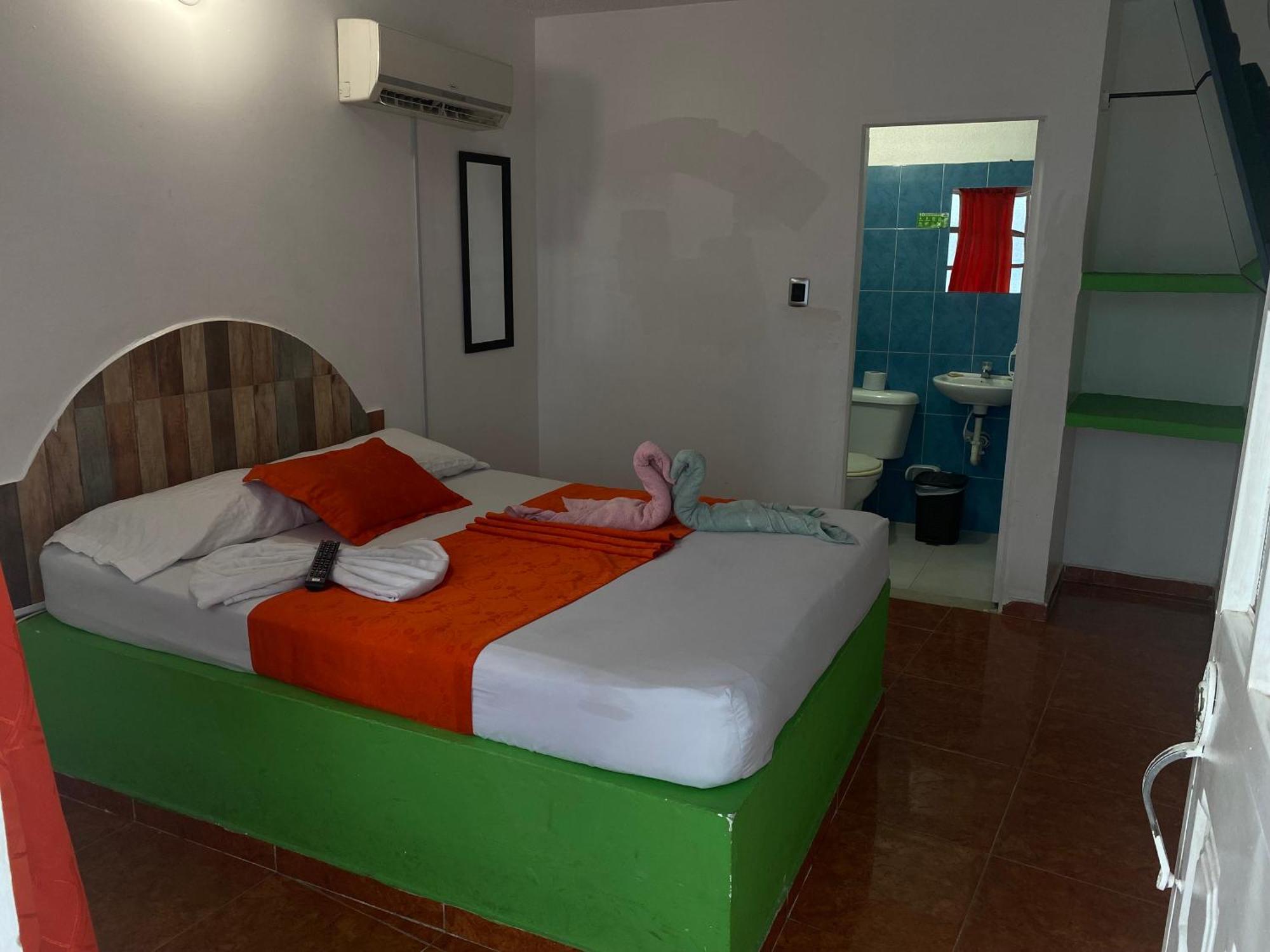 Hotel San Jorge เมลการ์ ภายนอก รูปภาพ
