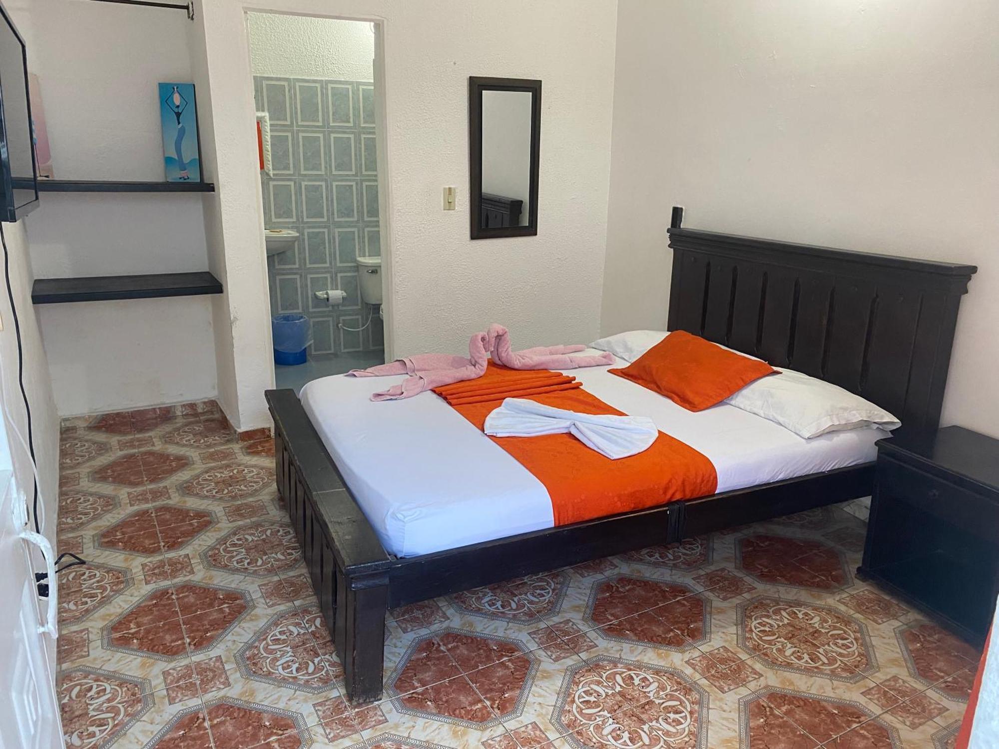 Hotel San Jorge เมลการ์ ภายนอก รูปภาพ