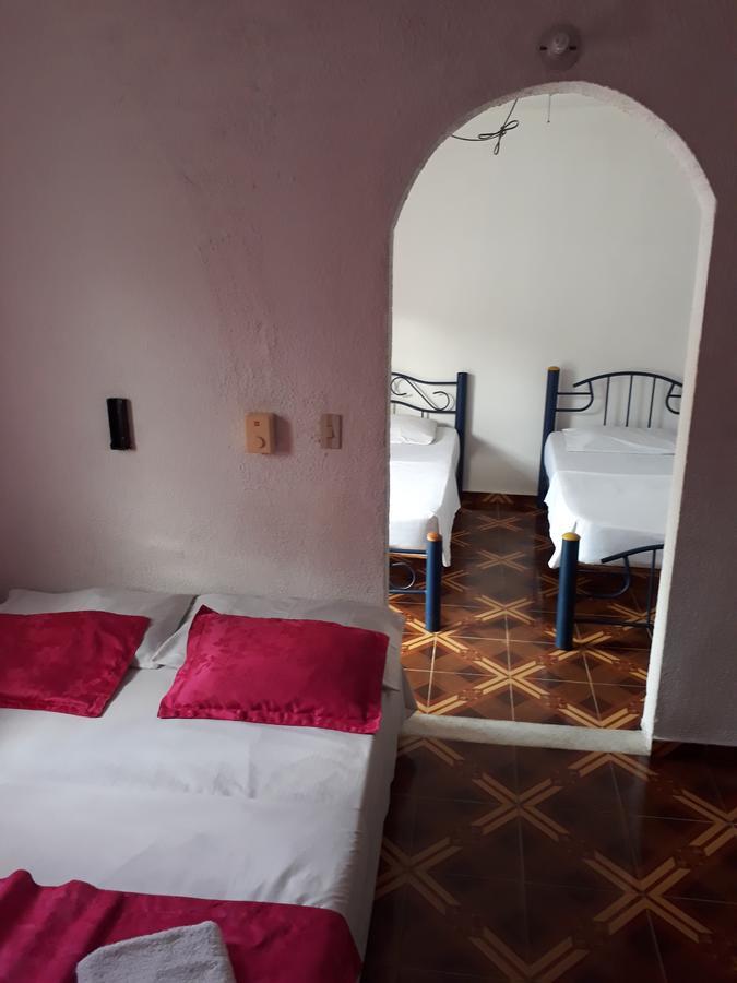 Hotel San Jorge เมลการ์ ภายนอก รูปภาพ